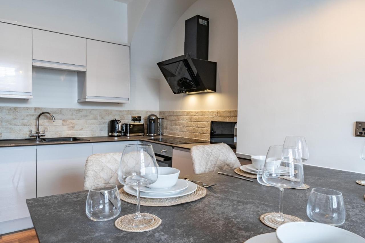 צ'סטר Watergate Penthouse - New 2 Bed Luxury Apartment In City Centre מראה חיצוני תמונה